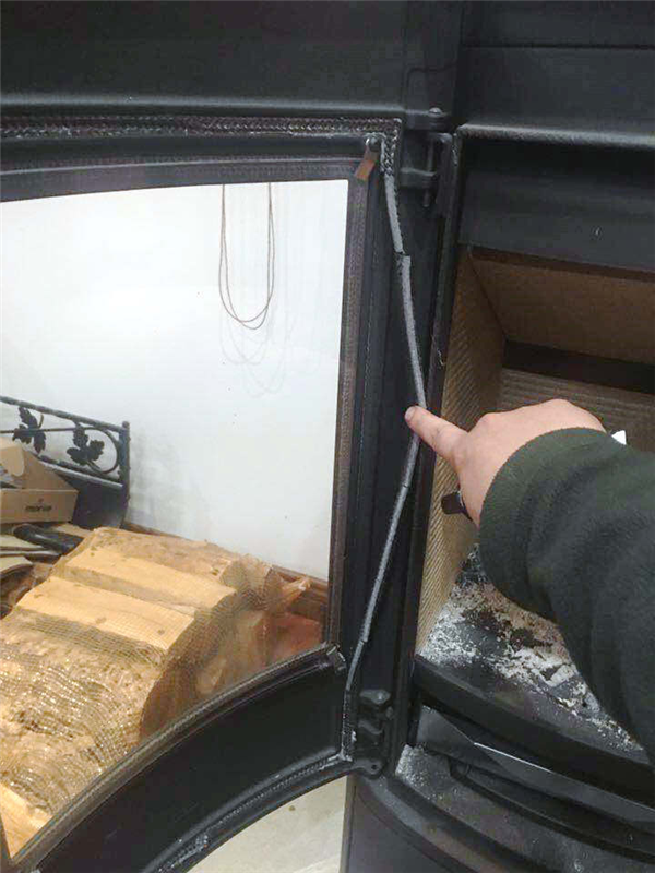 火爐首次點火需要注意哪些問題？.png